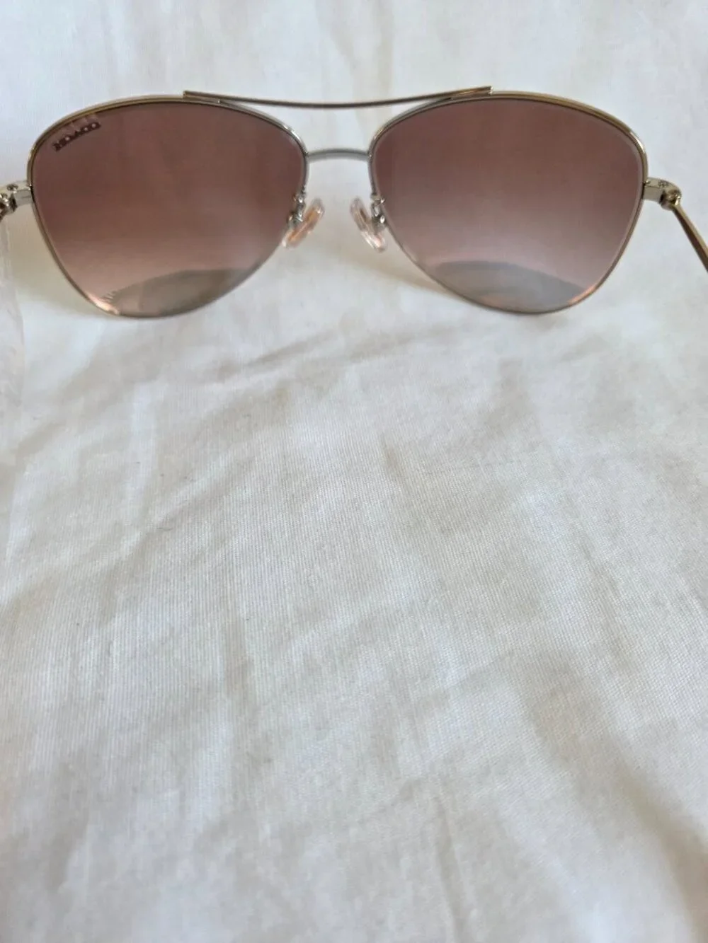NEW IN CASE AUTHENTIC COACH HC7079 90056F Light Gold Sunglasses